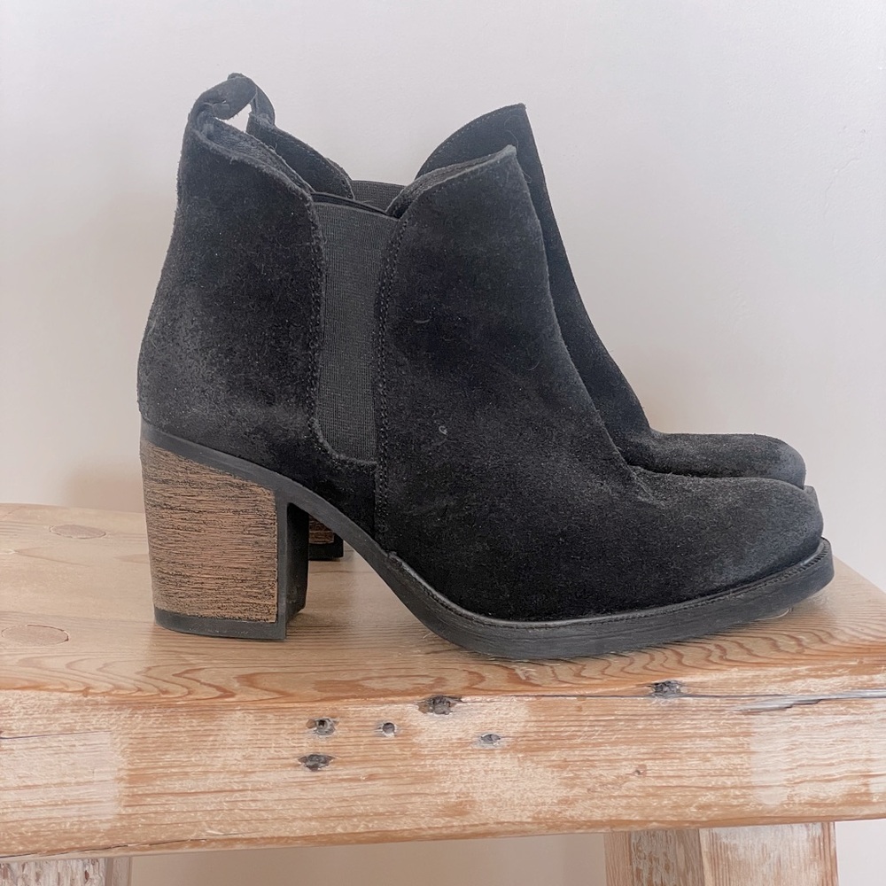 Arctica suede bootie